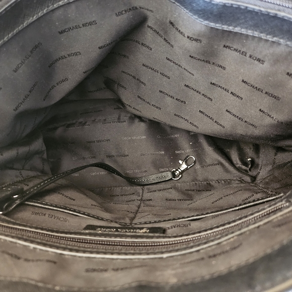 Michael Kors Large Leather Tote Bag! GUC! - Picture 8 of 11
